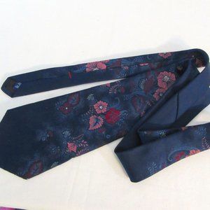WINDRIDGE / 60" / Men's Tie / 100% Polyester